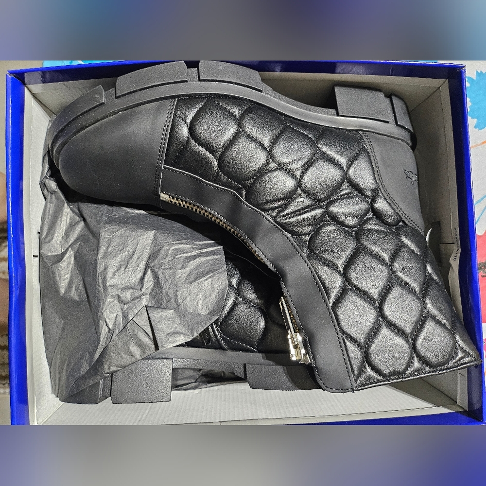 NWT Bos & Co Lane Waterproof Boots Sz 40